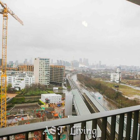 Pontoon Dock Key Workers Apartment Λονδίνο Εξωτερικό φωτογραφία